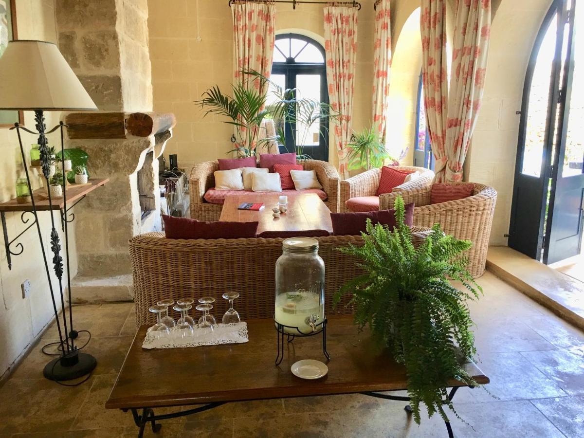 Botanica B&B Xagħra エクステリア 写真